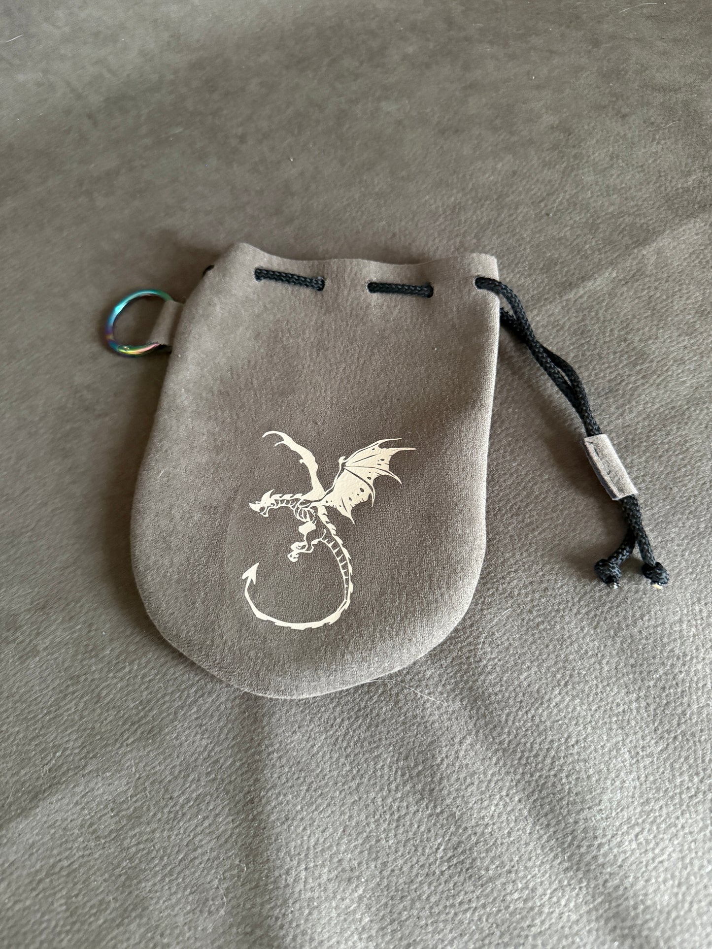 Pochons à dés dragon
