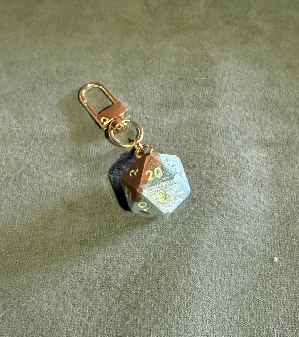 Porte-clés D20 - Terrier de Sera