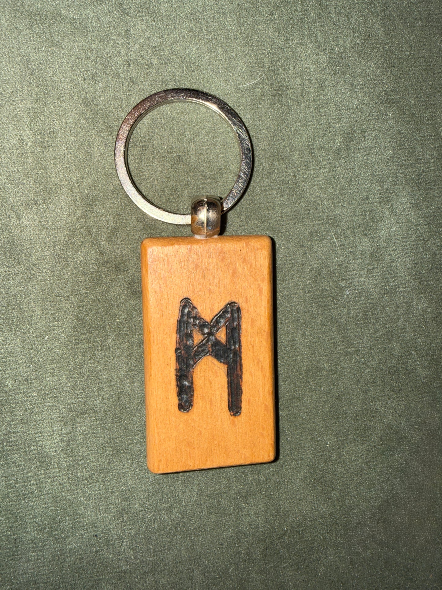 Porte-clés Runes Futhark - Pyrogravés