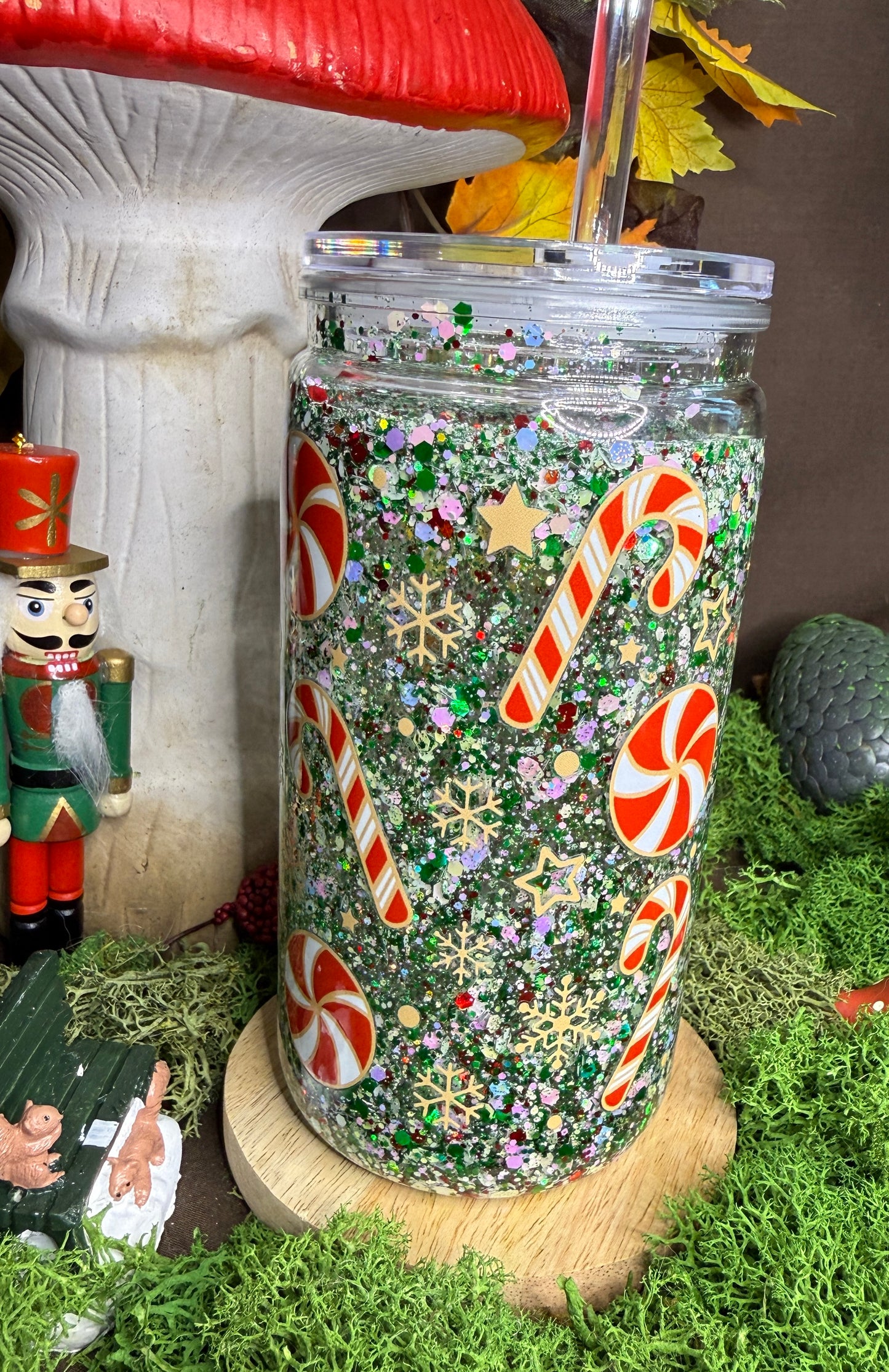 Verre Snowglobe motif Noël + paille